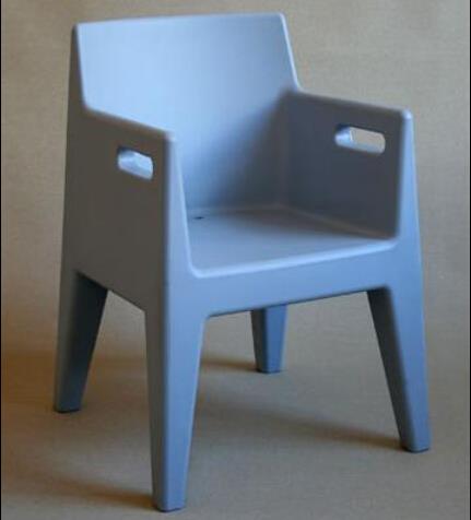 plastic garden chair.jpg