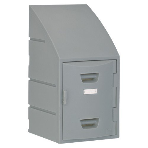 plastic lockers 1.jpg