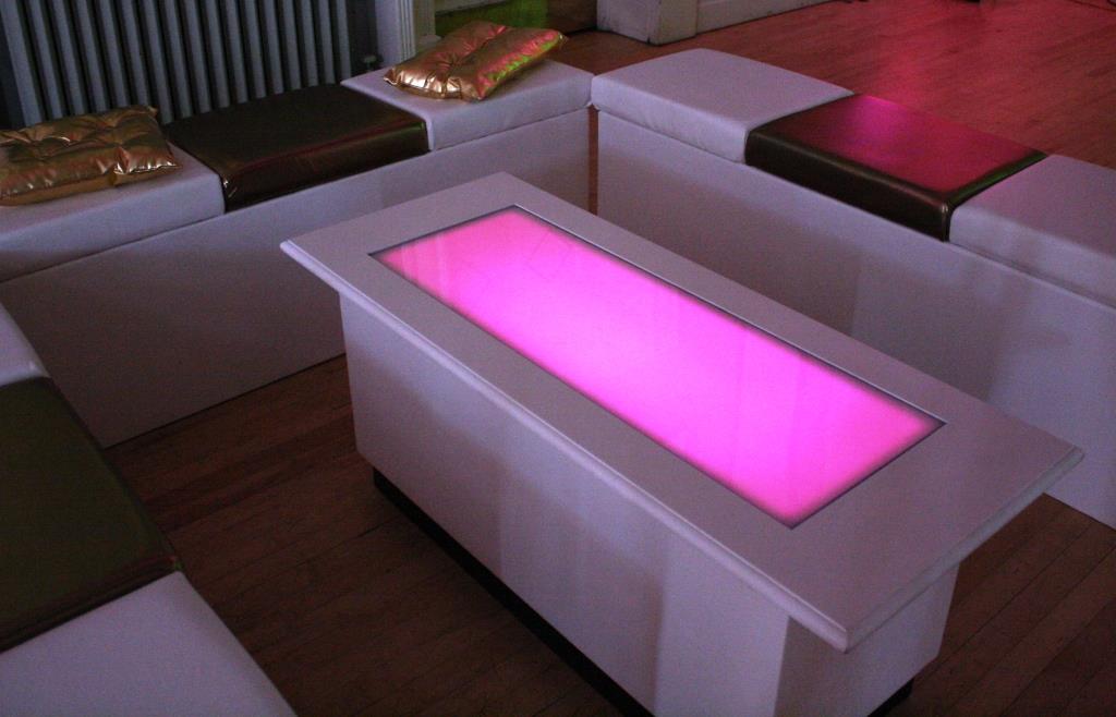 led-coffe-table2.jpg led-coffe-table2.jpg