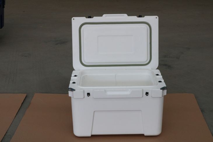 Plastic Cooler For Fishing